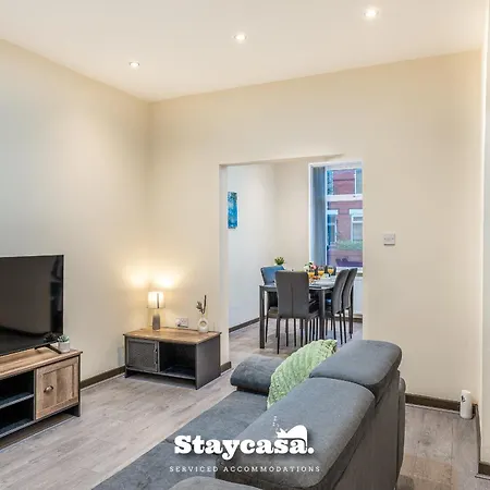 Urban Comfort 4-Bed House - Free Wi-Fi & Parking Manchester Exterior photo