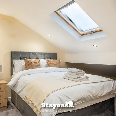 Urban Comfort 4-Bed House - Free Wi-Fi & Parking Manchester Exterior photo
