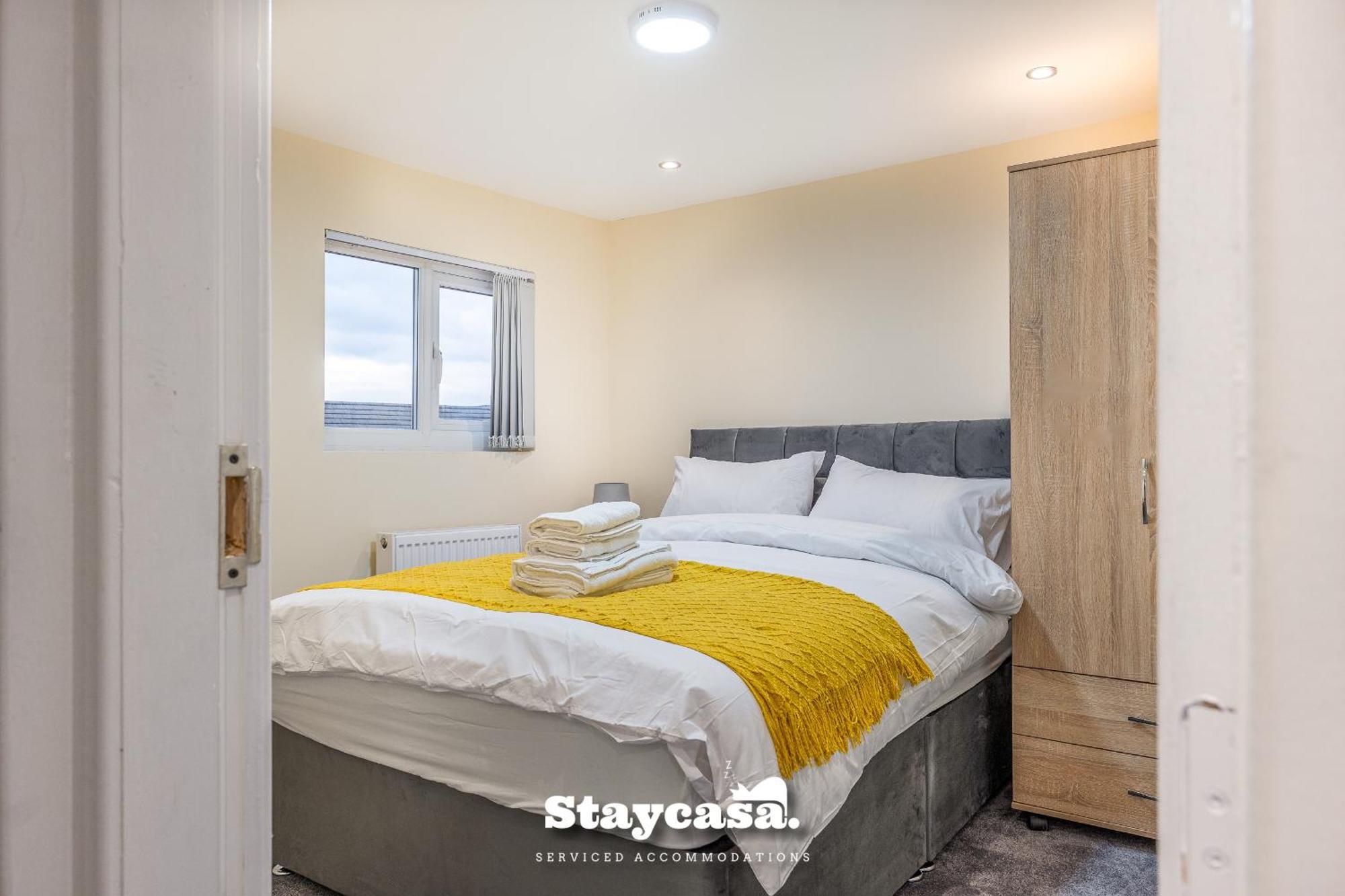 Urban Comfort 4-bed House - Free Wi-fi & Parking * Manchester